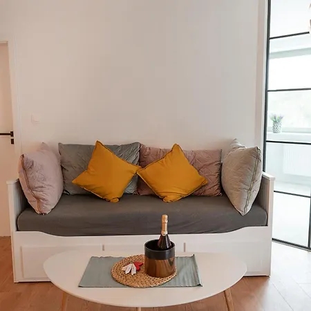 Apartamenty Pinea Z Widokiem Na Morze Easy - Rent Apartments Pobierowo Exterior photo